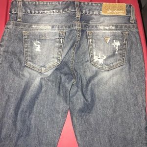 Low rise Guess Capri Jean like new 26